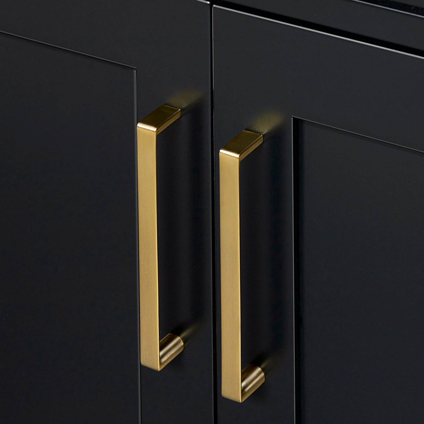 Isabella 36-inch Black base cabinet on detail 3