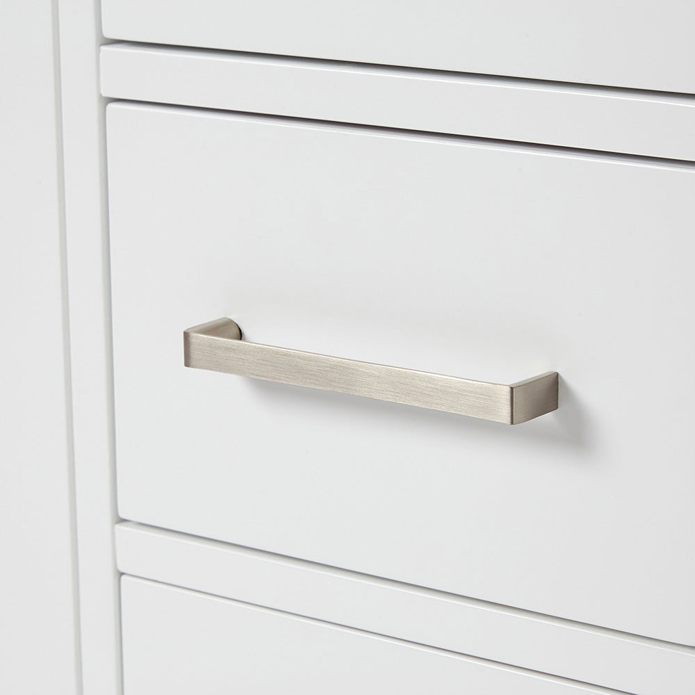 Beckford 36-inch White base cabinet on detail 3
