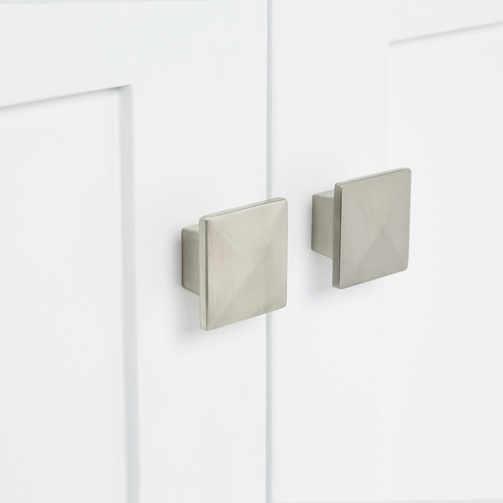 Beckford 42-inch White base cabinet on detail 2