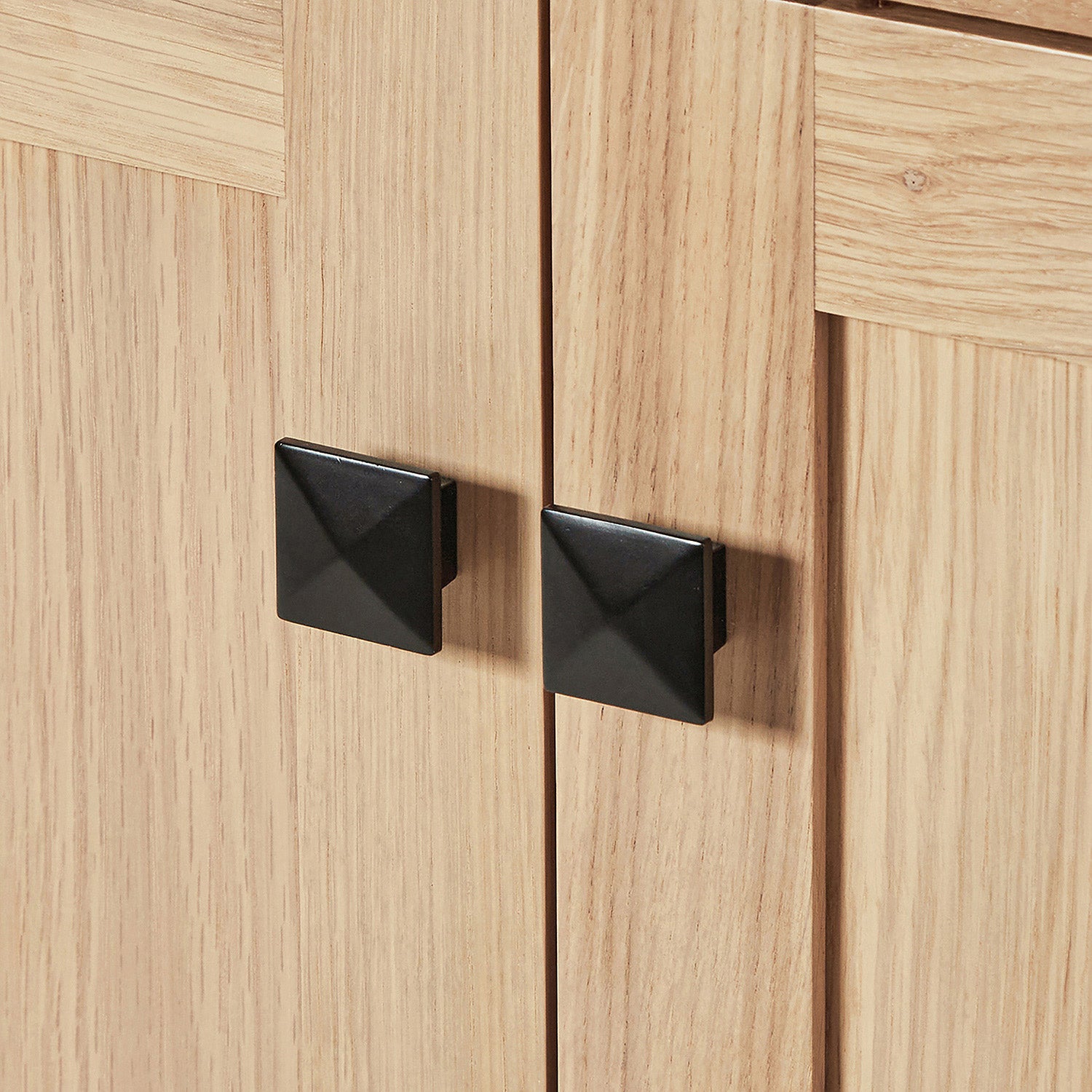 Beckford 66-inch Natural Oak base cabinet on detail 3