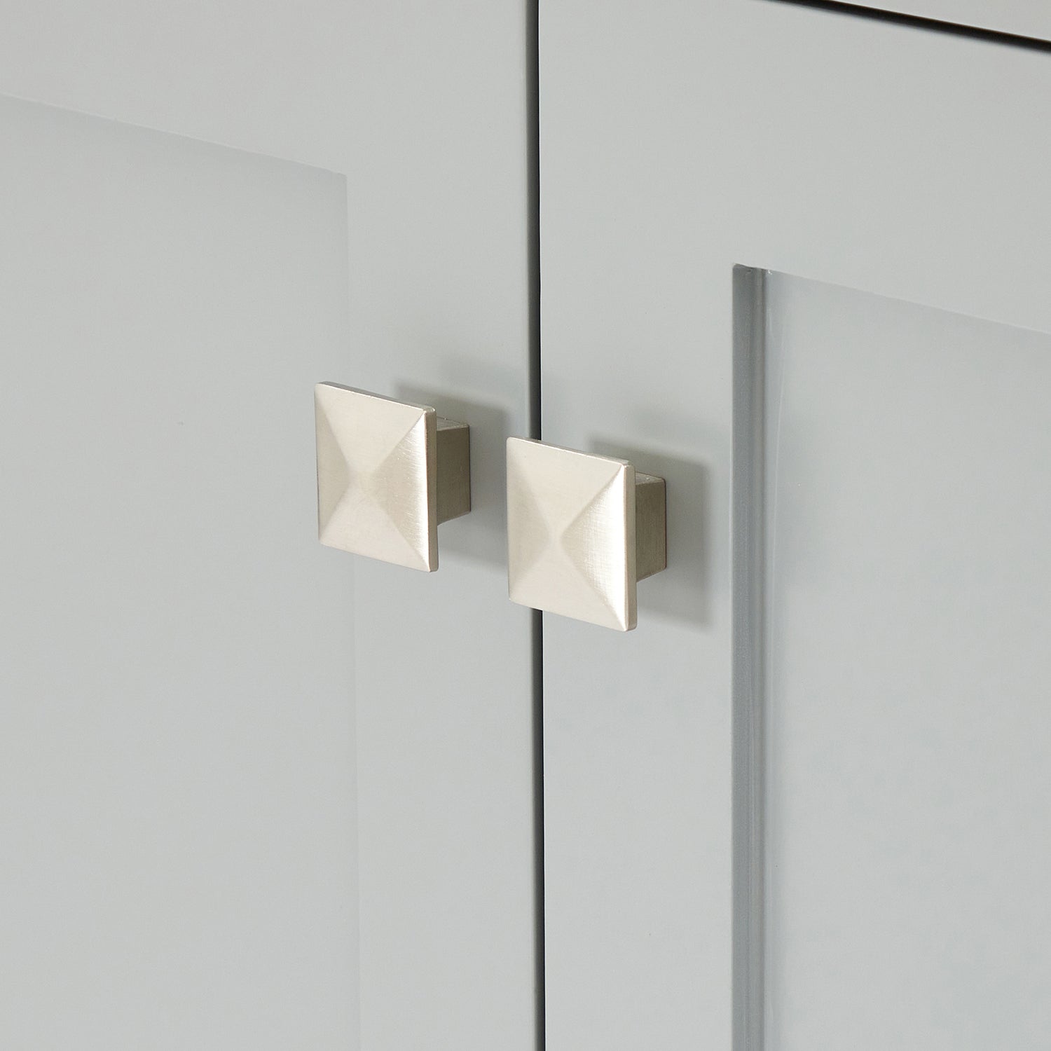 Beckford 66-inch Grey base cabinet on detail 2