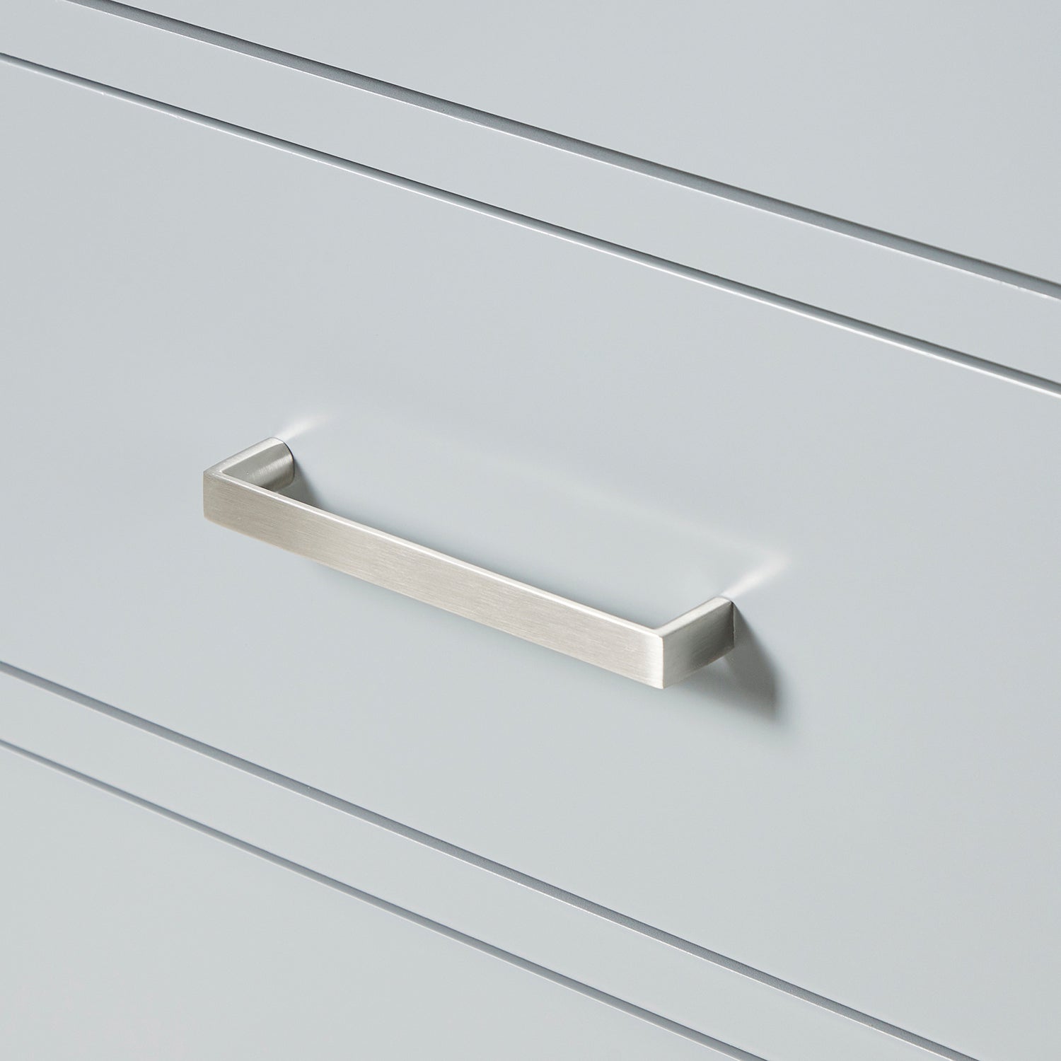 Beckford 2065-inch Grey base cabinet on detail 2
