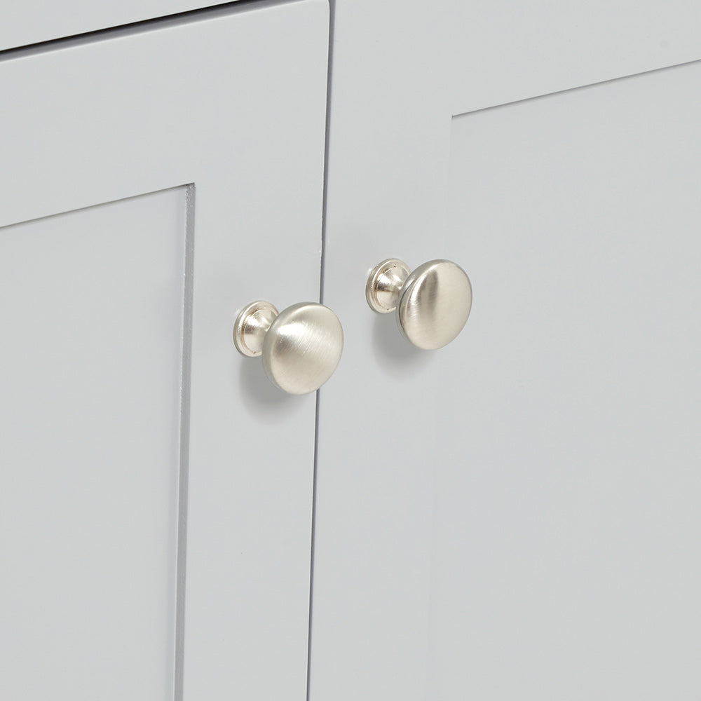 Bradford 42-inch Grey base cabinet on detail 3