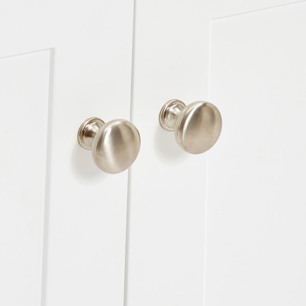 Bradford 60-inch White base cabinet on detail 3