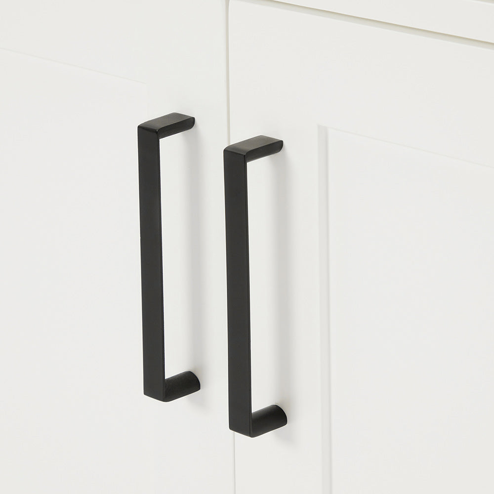 Isabella 30-inch White base cabinet on detail 2