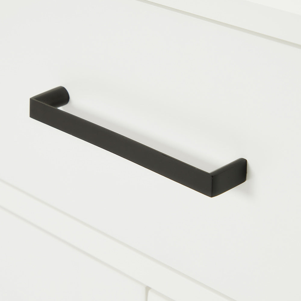 Isabella 30-inch White base cabinet on detail 3