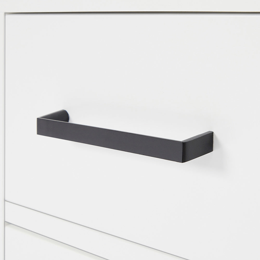 Isabella 42-inch White base cabinet on detail 2