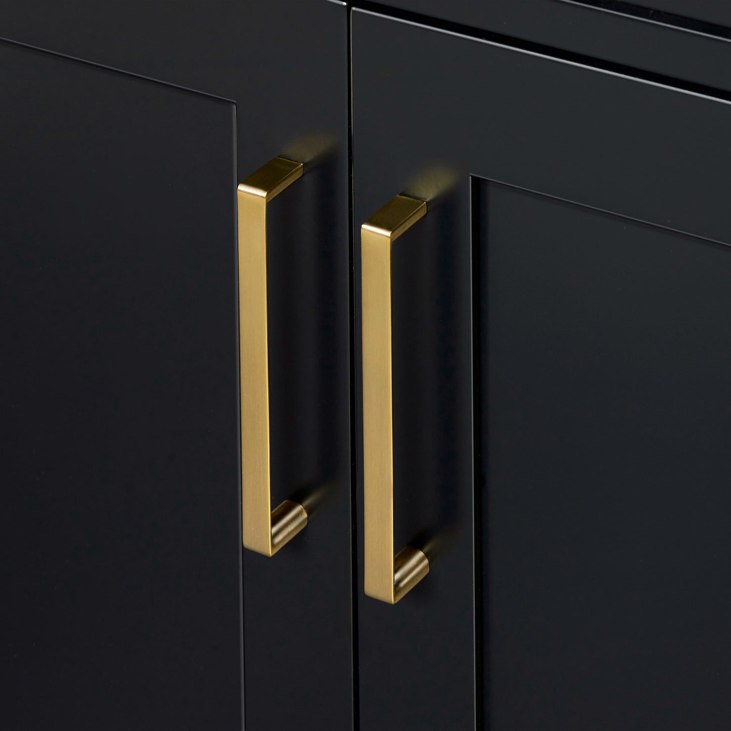 Isabella 60-inch Black base cabinet on detail 3