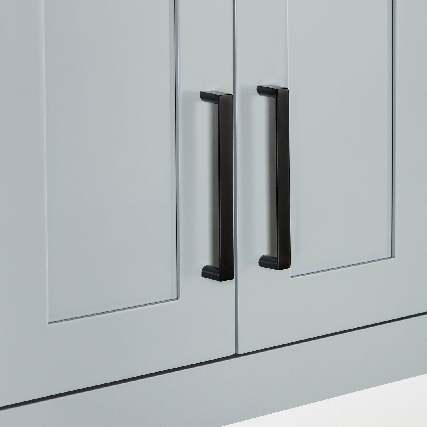 Isabella 2621-inch Grey base cabinet on detail 1